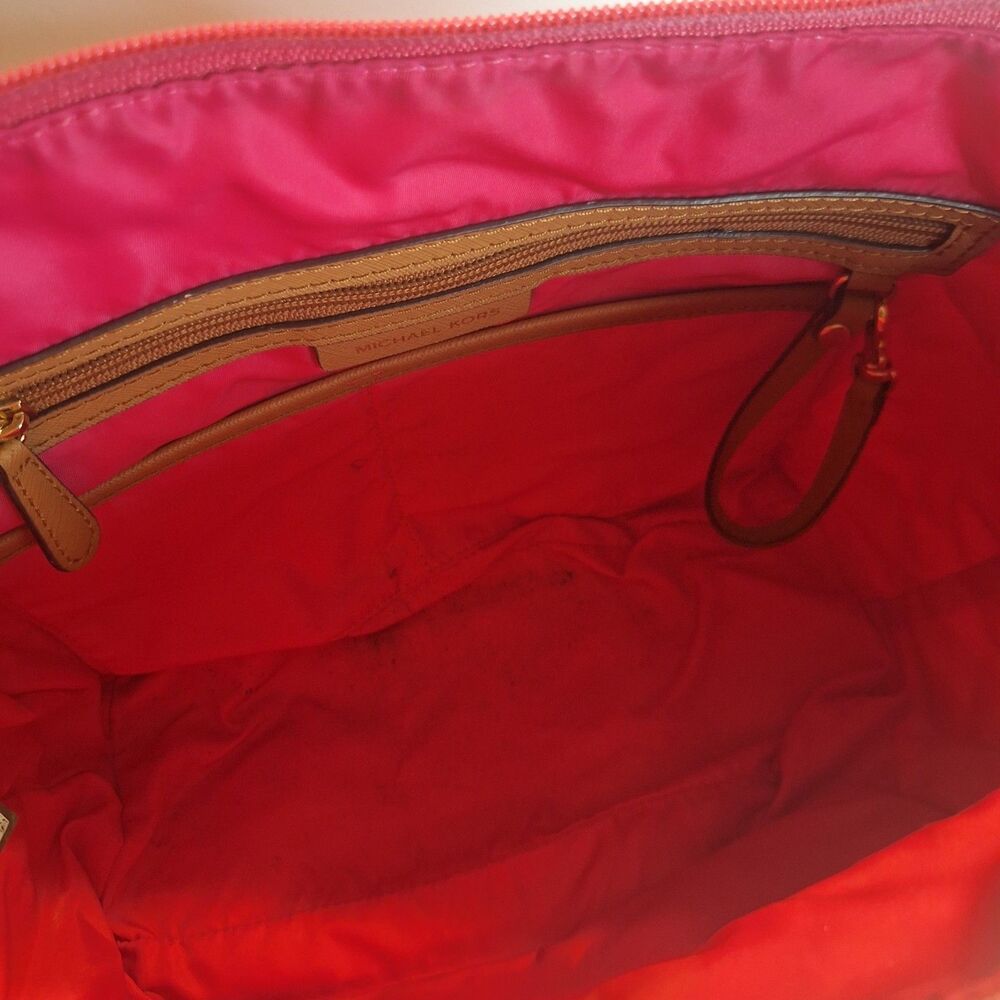 Michael Kors Kelsey Pink Nylon Large Tote Handbag - Picture 9 of 15